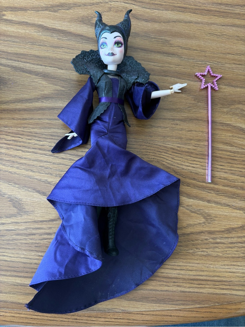 Disney Snow White & Evil Queen Plastic Collector Cup | Movie Theater Cup & doll!